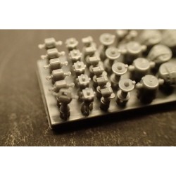 Shelf Oddity SO700123 – Télémètres et Directeurs IJN Croiseurs Lourds (1:700)