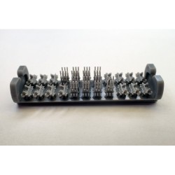 Shelf Oddity SO700122 – Canon IJN 25 mm Triple (1:700)