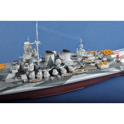 Trumpeter 5320 – Italian Navy Battleship Vittorio Veneto 1940 1:350