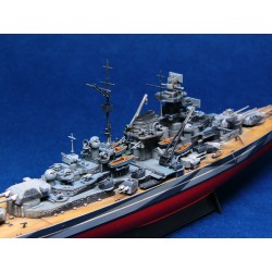 Trumpeter 5712 - Cuirassé Tirpitz Allemagne 1944 1:700