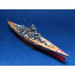 Trumpeter 5712 - Cuirassé Tirpitz Allemagne 1944 1:700