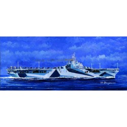 Trumpeter 5736 - USS TICONDEROGA CV-14 1:700