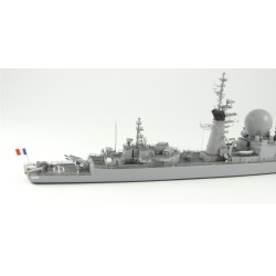 Niko Model 7085 – Frégate Suffren (D602) 1990 1:700