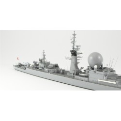 Niko Model 7085 – Frégate Suffren (D602) 1990 1:700
