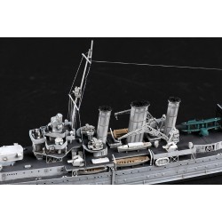 Trumpeter	6734	HMS Cornwall 1:700