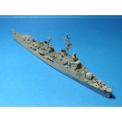 NikoModel 7011 – Croiseur léger italien San Marco (1/700) – Maquette Résine