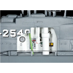 Revell	5078	U-Boat Type XXI U 2540 avec Intérieur 1:144