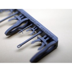 Shelf Oddity SO700191 – Ancres IJN pour les navires de classe Yamato (1 :700)