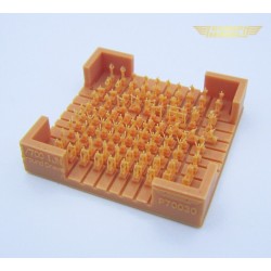 Triumph	P70030	 1/700 IJN Equipe au sol (100 PCS)