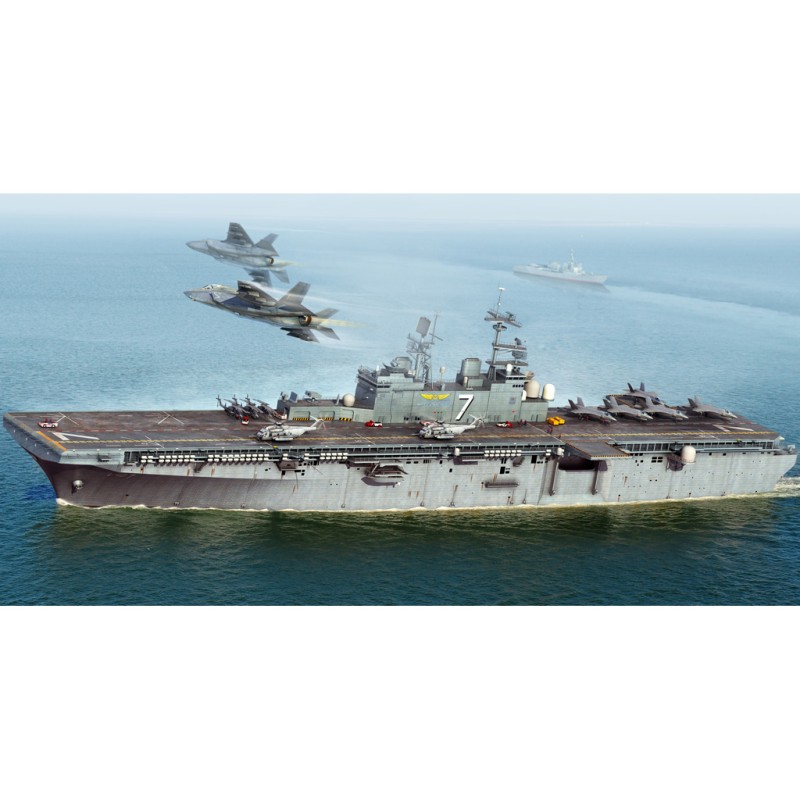 Hobbyboss HB83408 USS Iwo Jima Lhd-7 1:700