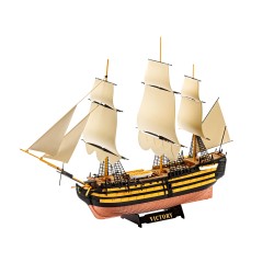 Revell - 05819  HMS VICTORY 1/450