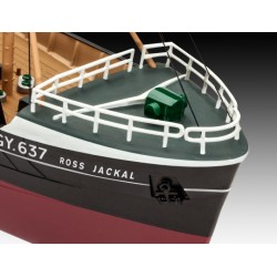 Revell	5204	Chalutier de pêche de la mer du Nord 1:142