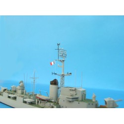 NikoModel 7015 – Escorteur Le Picard 1954 (1/700) – Maquette Résine
