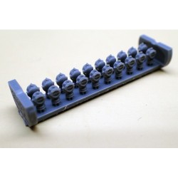 Shelf Oddity SO700103 – Projecteurs IJN 110 cm (1925–1937) (1:700)