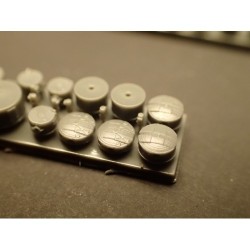 Shelf Oddity SO700124 – Télémètres IJN Classe Takao (1:700)